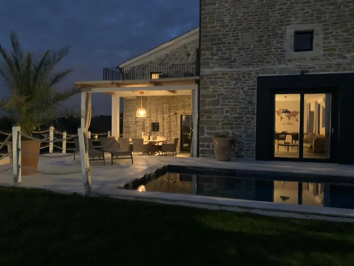 Villa Carica Krasica  Krasica (Istria)